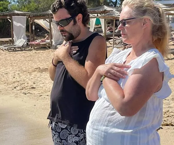 Awaken Your Divine Self Sacred Self Discovery Retreat In Cyprus アパート *