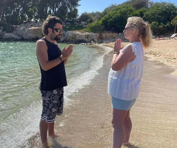 アパート Awaken Your Divine Self Sacred Self Discovery Retreat In Cyprus