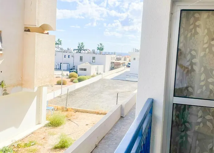 아파트 Awaken Your Divine Self Sacred Self Discovery Retreat In Cyprus 아이아 나파